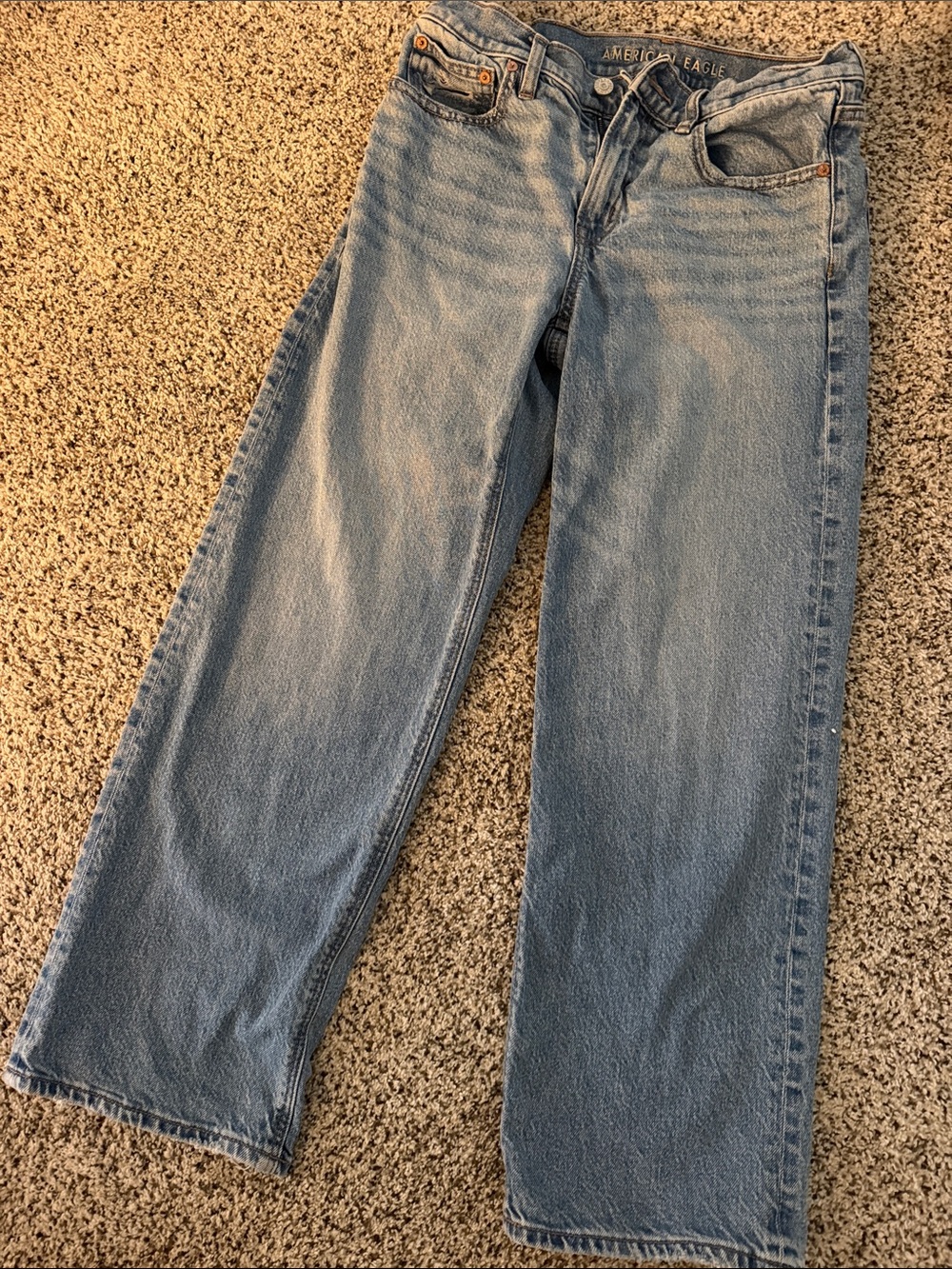 American Eagle Outfitters Light Blue Relaxed Straight Jeans Strigid